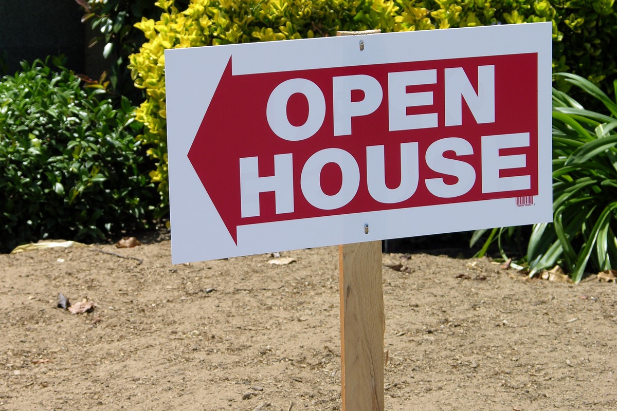 Open house sign