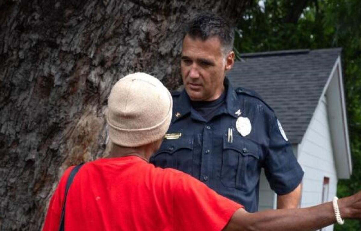 Kochis talks to citizen