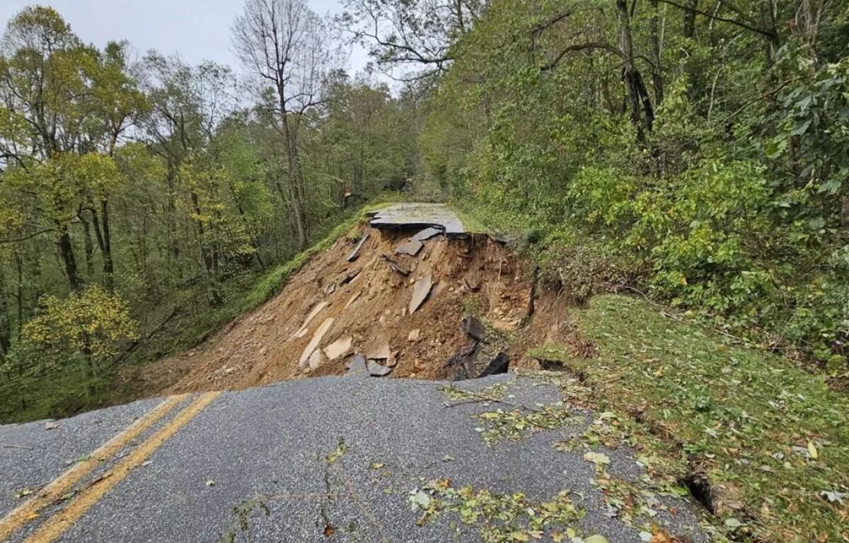 Gooch Gap, NC MP 336 road washout