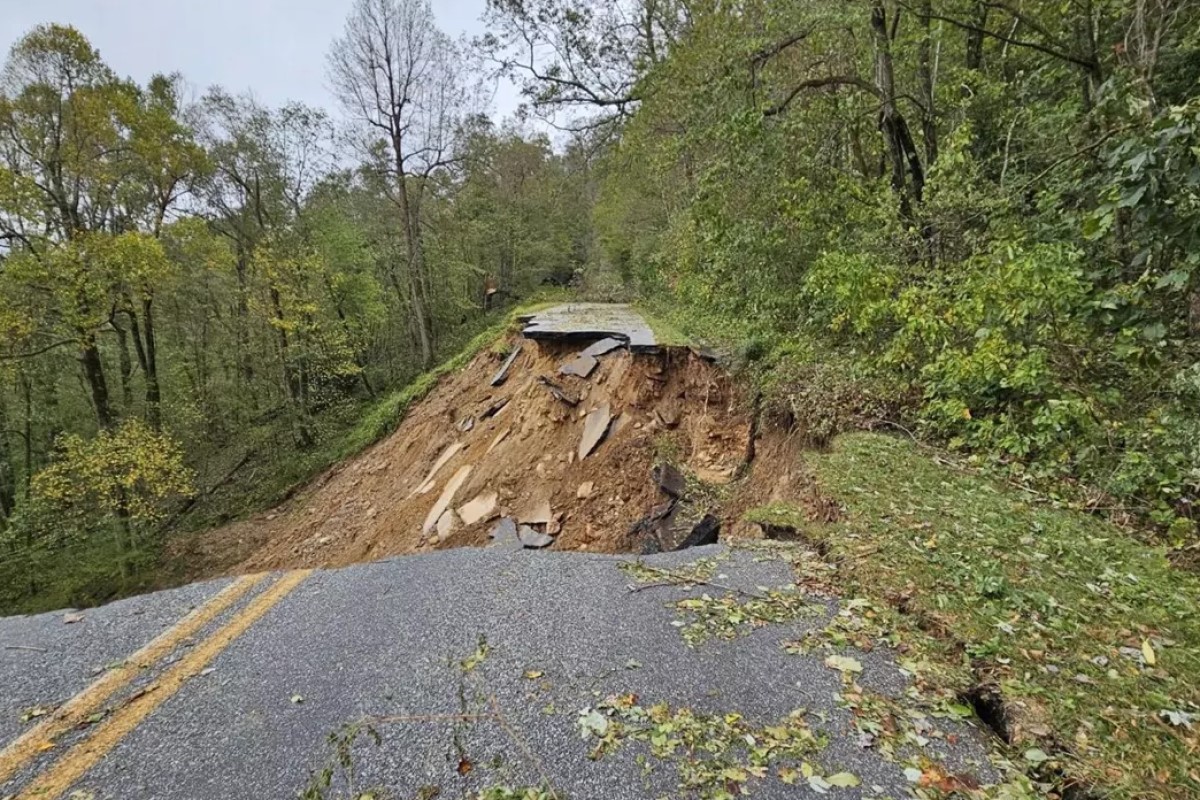 Gooch Gap, NC MP 336 road washout