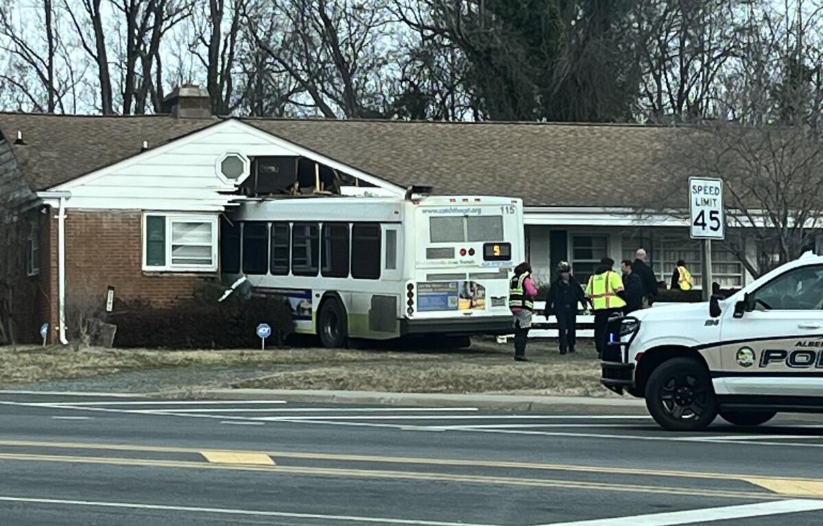 Georgetown Rd bus crash