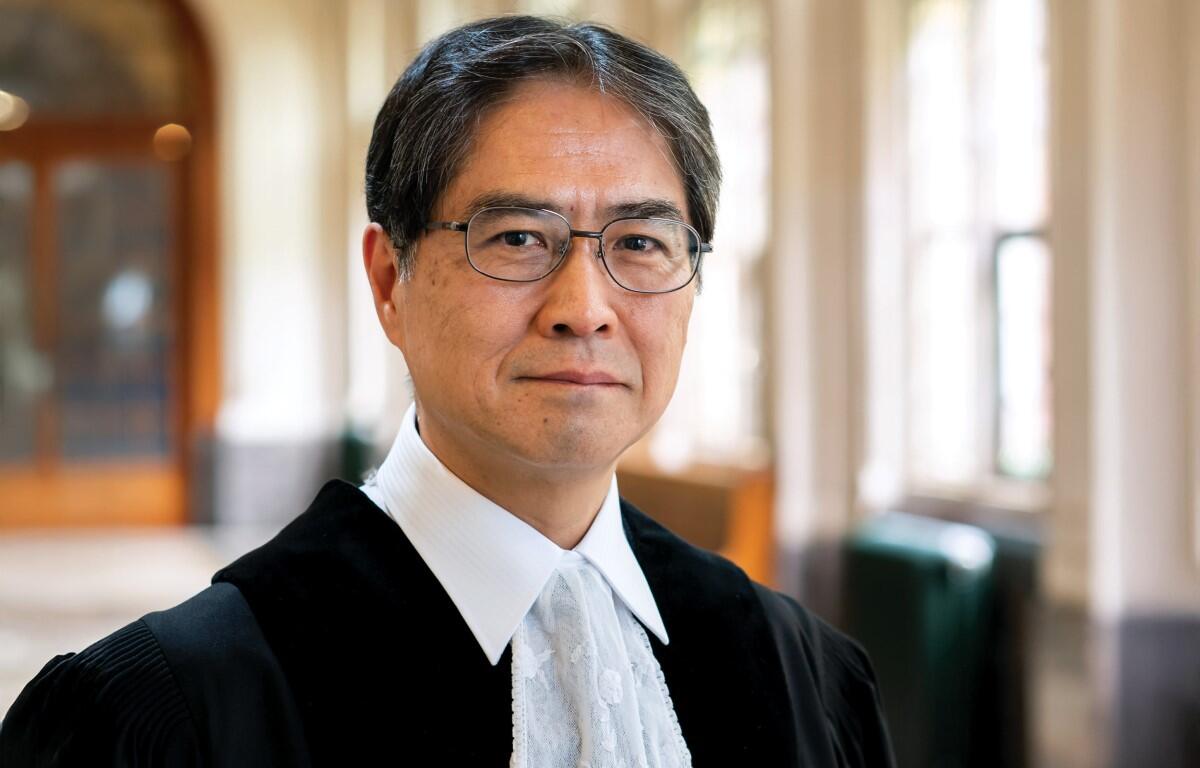 Yuji Iwasawa