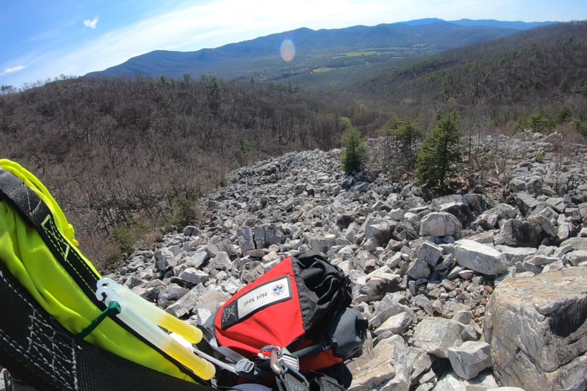 Devil's Marbleyard rescue