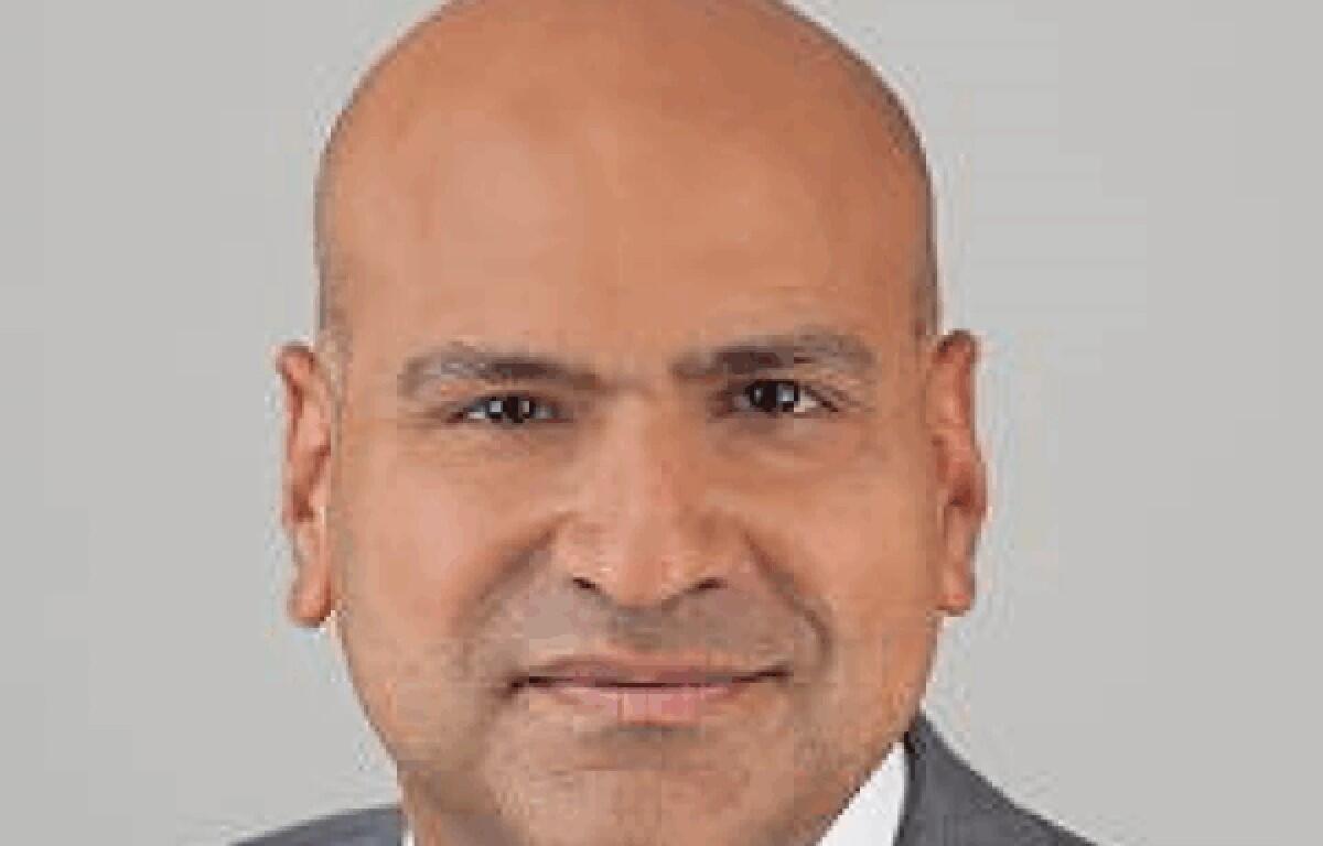 Dr Bobby Chhabra