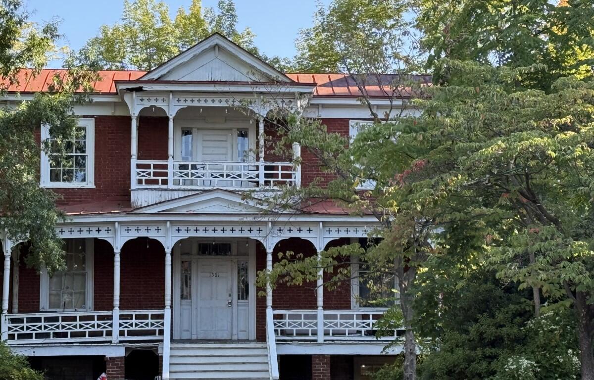 Wertenbaker house 1301 Wertland St