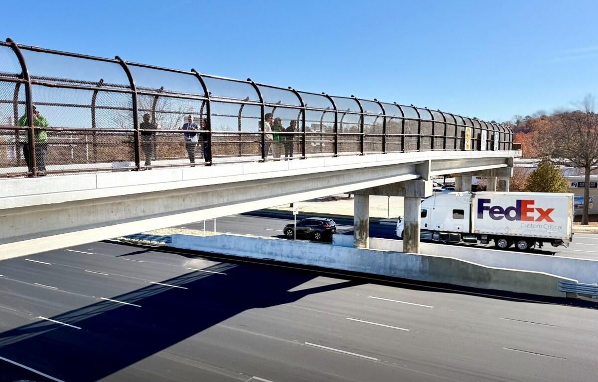 29 pedestrian bridge at Stonefield