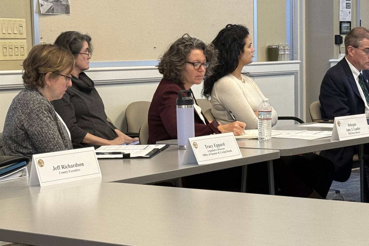 Tracy Eppard, Amy Laufer, Katrina Callsen