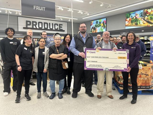 Giant makes annual donation to Blue Ridge Area Food Bank