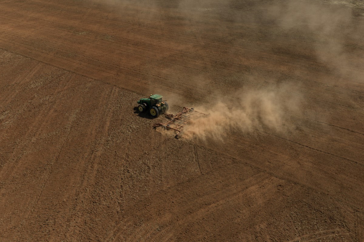 Dry field