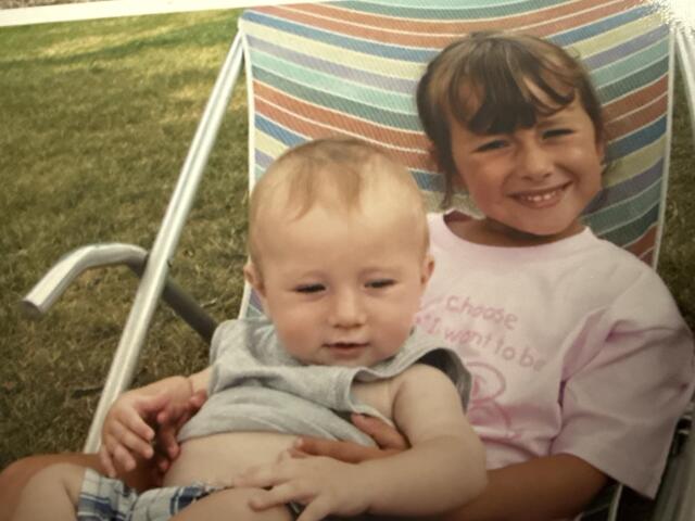 Izzie and Will as kids.