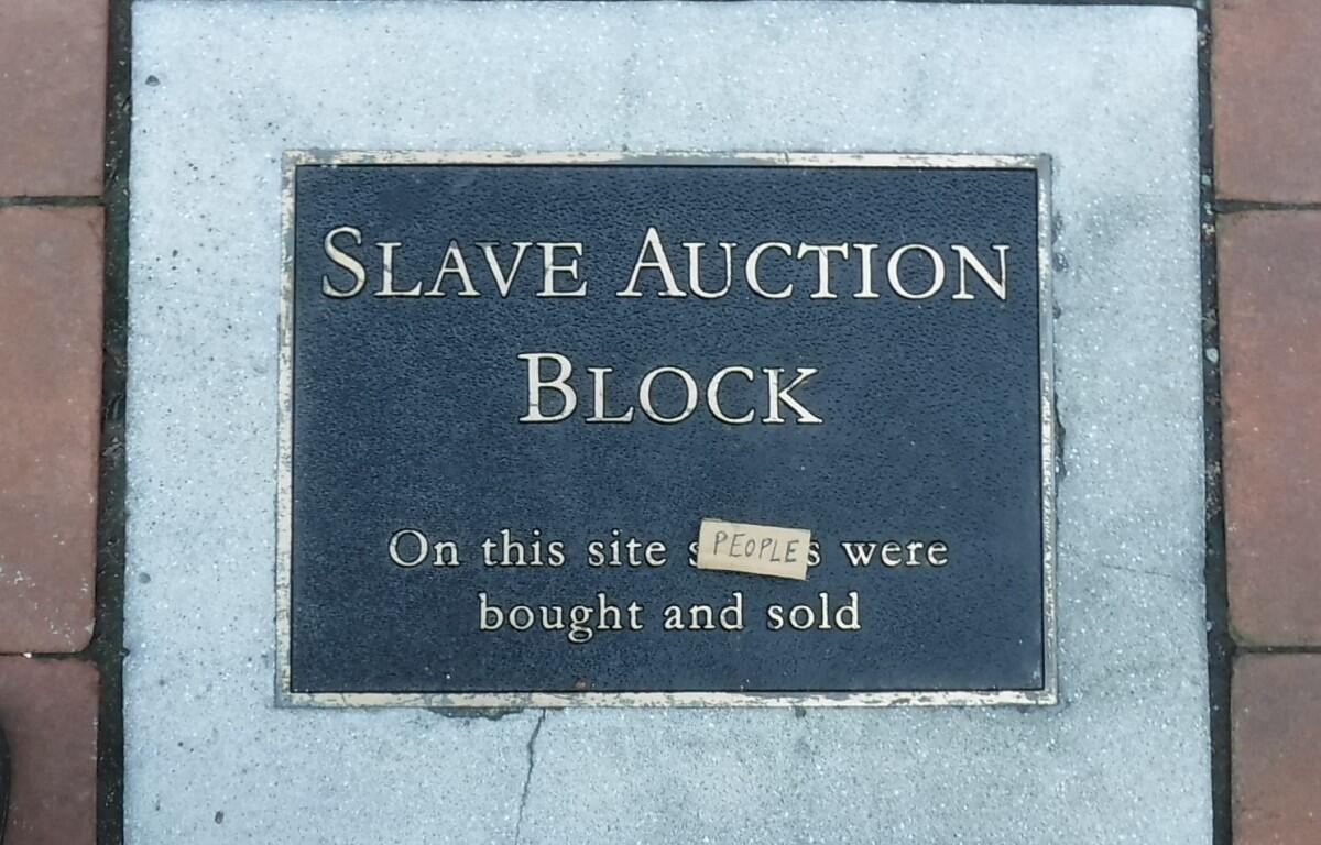 2018 photo of a temporary plaque