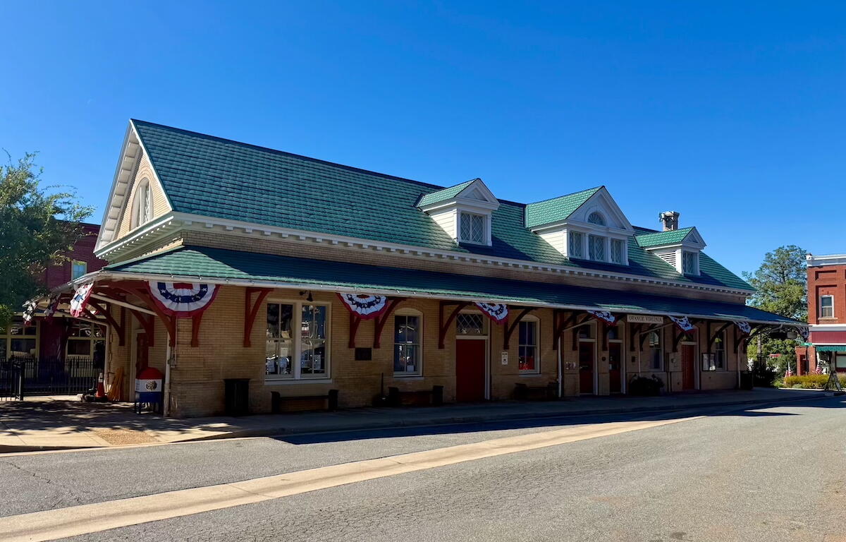Orange train station