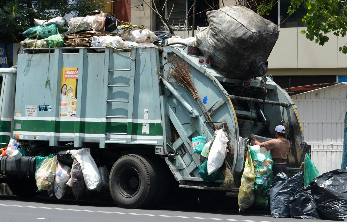 trash truck