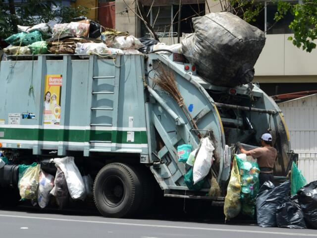 trash truck