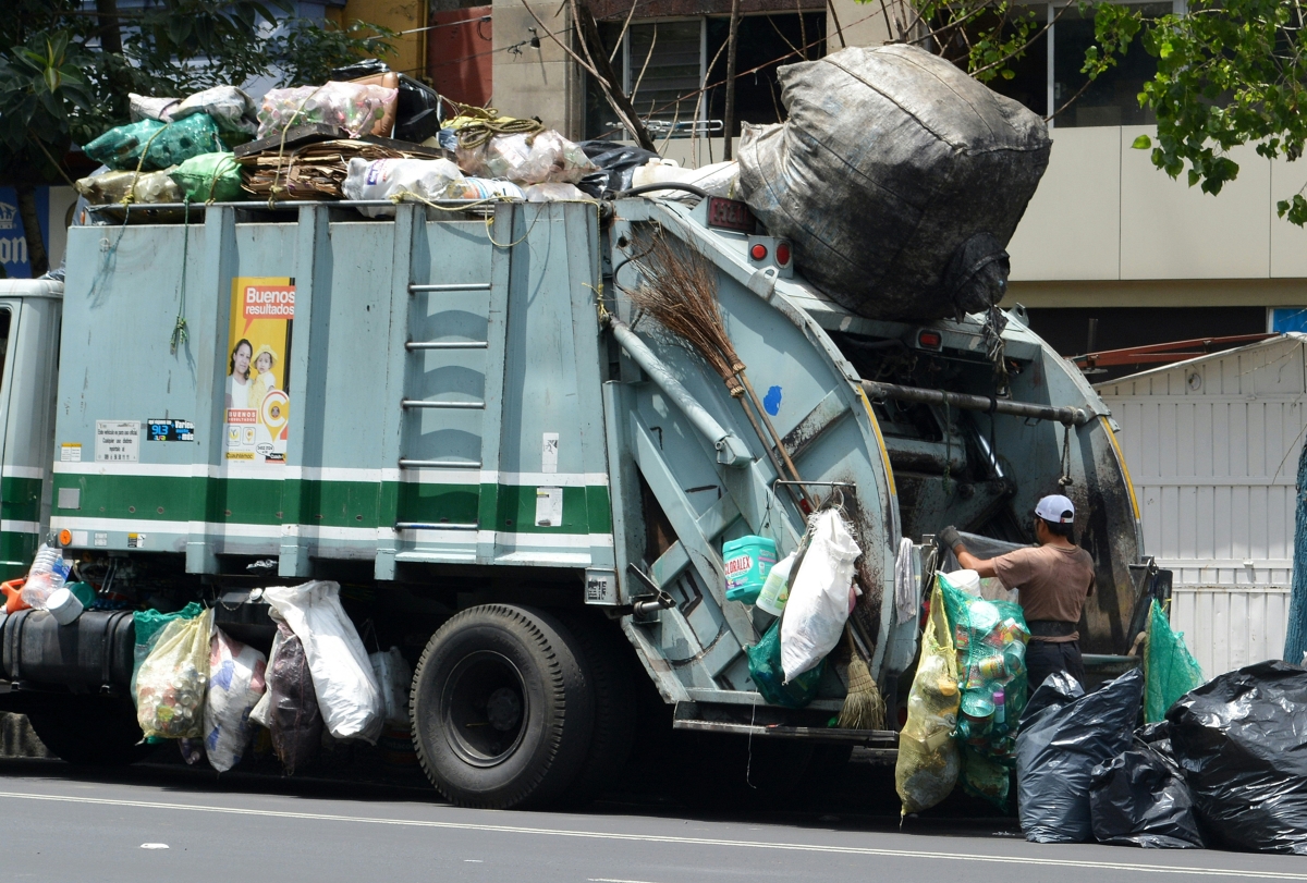trash truck